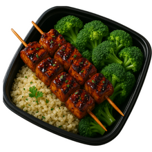 Load image into Gallery viewer, Terriyaki Glazed Chicken Kabobs, Steamed Quinoa &amp; Garlic Broccoli ( 6 Bowls)